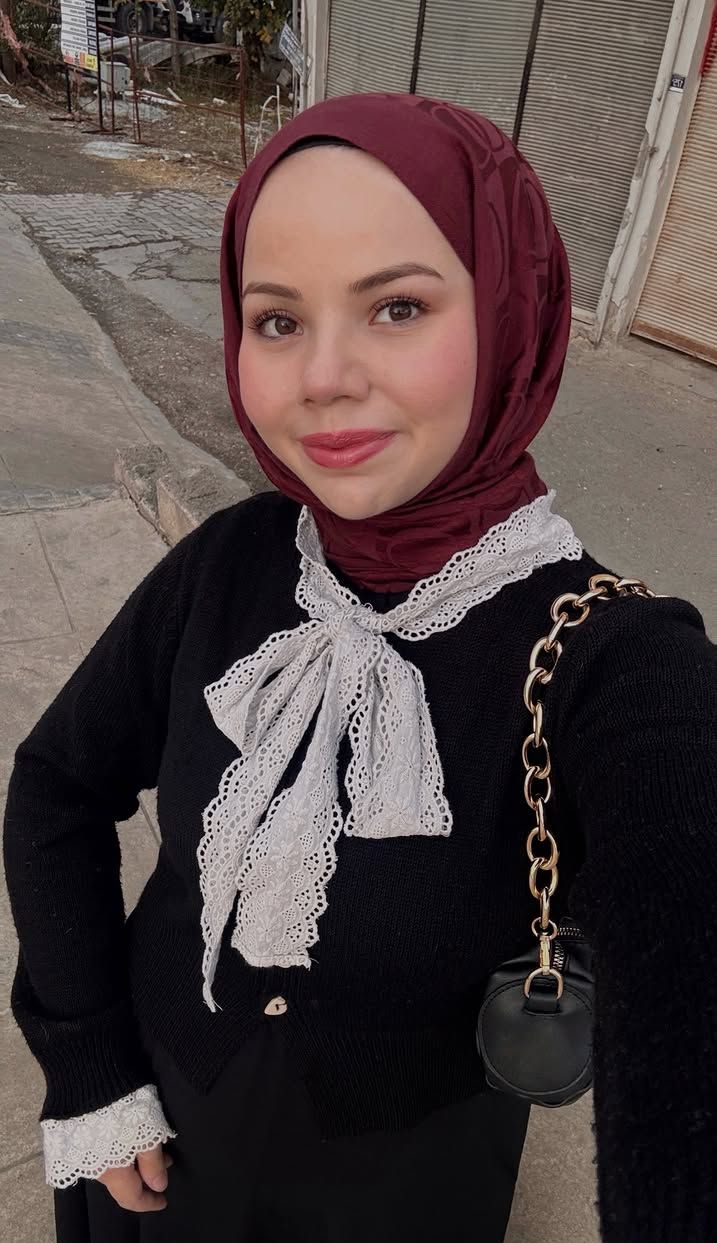 Alanbaşı Düşünceli Bayan Escort Gülin