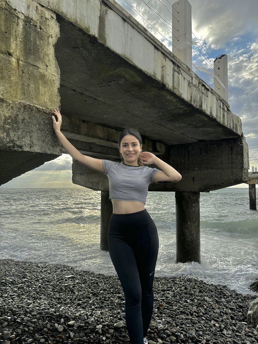 Harmancık Duygusal Partner Escort Asya